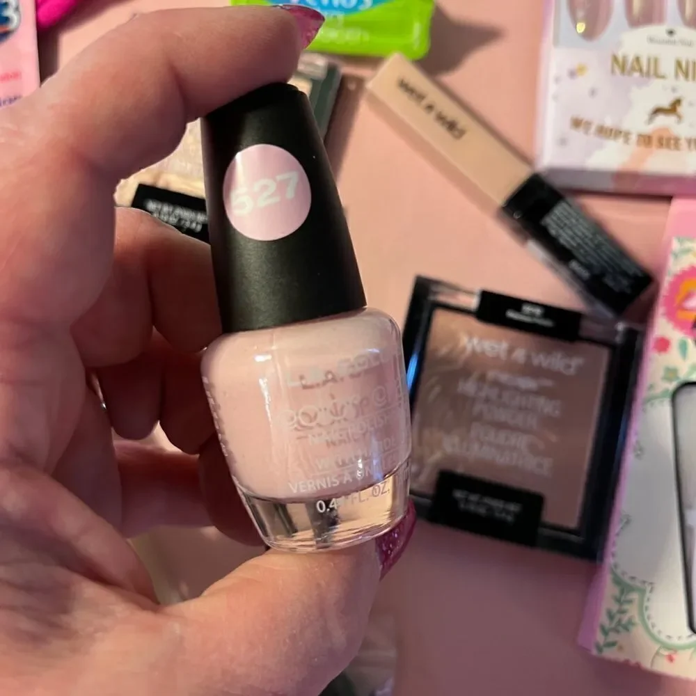 Make-Up Lot 15pc. NEW